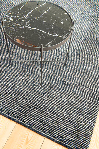 Vloerkleed MOMO Rugs Black 428/001/110