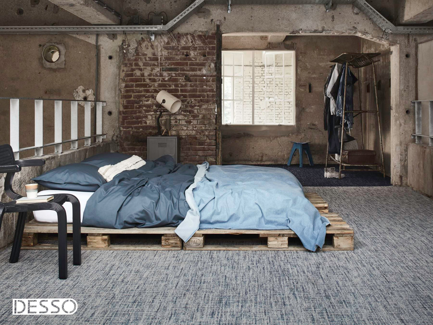 Laagpolig vloerkleed Desso Denim 141.133 Stonewash Light (GEFESTONNEERD) 150x300 (maatwerk)