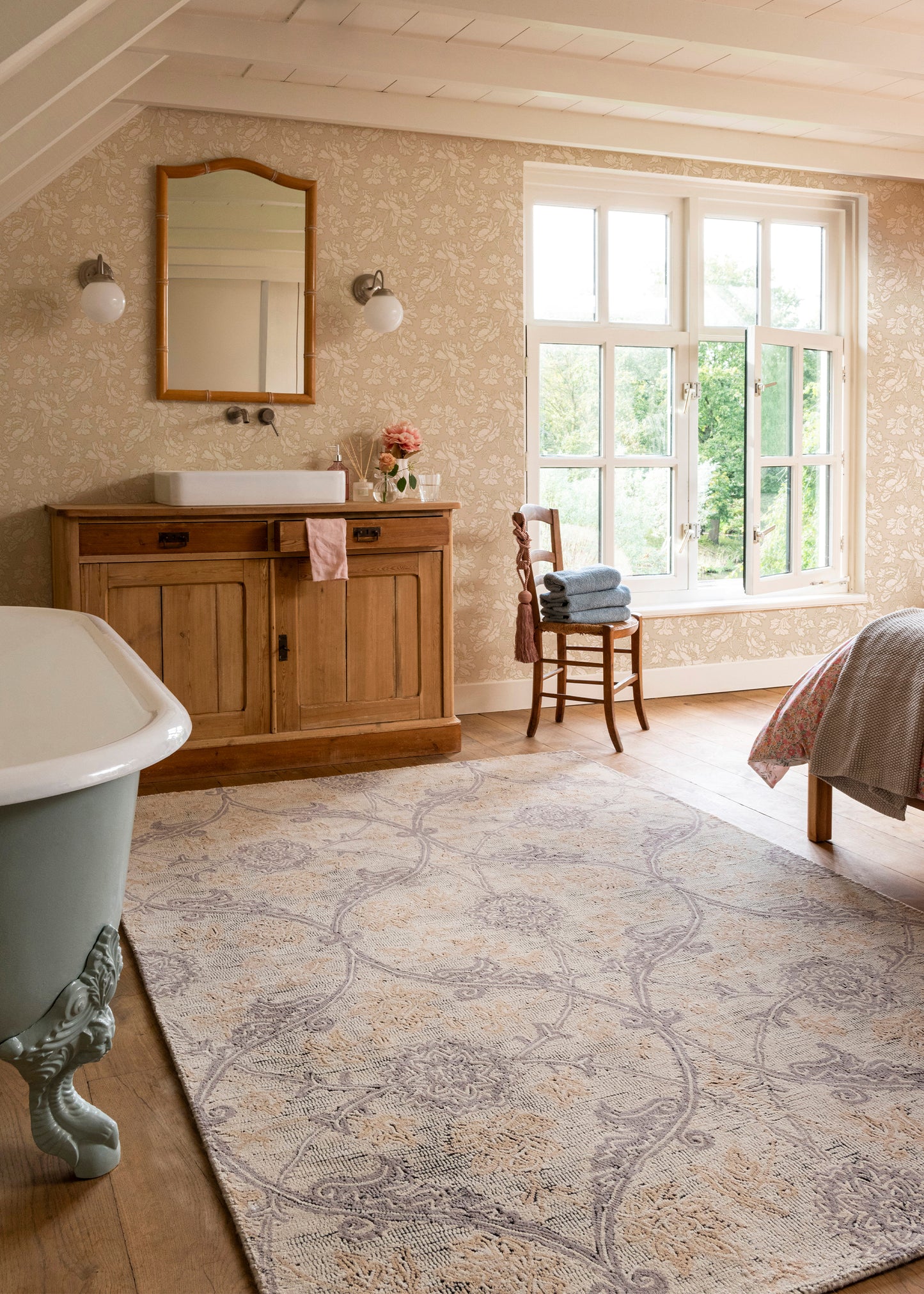 Luxueus en Sfeervol Vloerkleed van Laura Ashley | Endale Soft Truffle