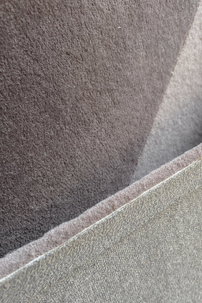 Vloerkleed MOMO Rugs Sark Coupee Taupe (outlet)